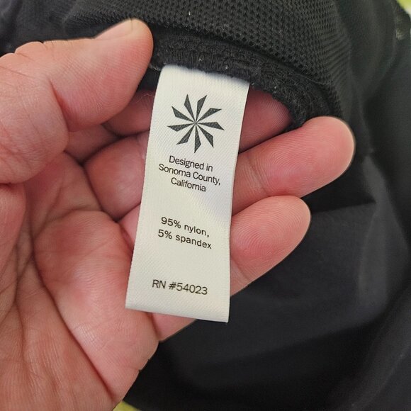 Athleta Women's Black Cargo Casual 4" Inseam Outdoor Hiking Short Size 6 - Picture 5 of 9